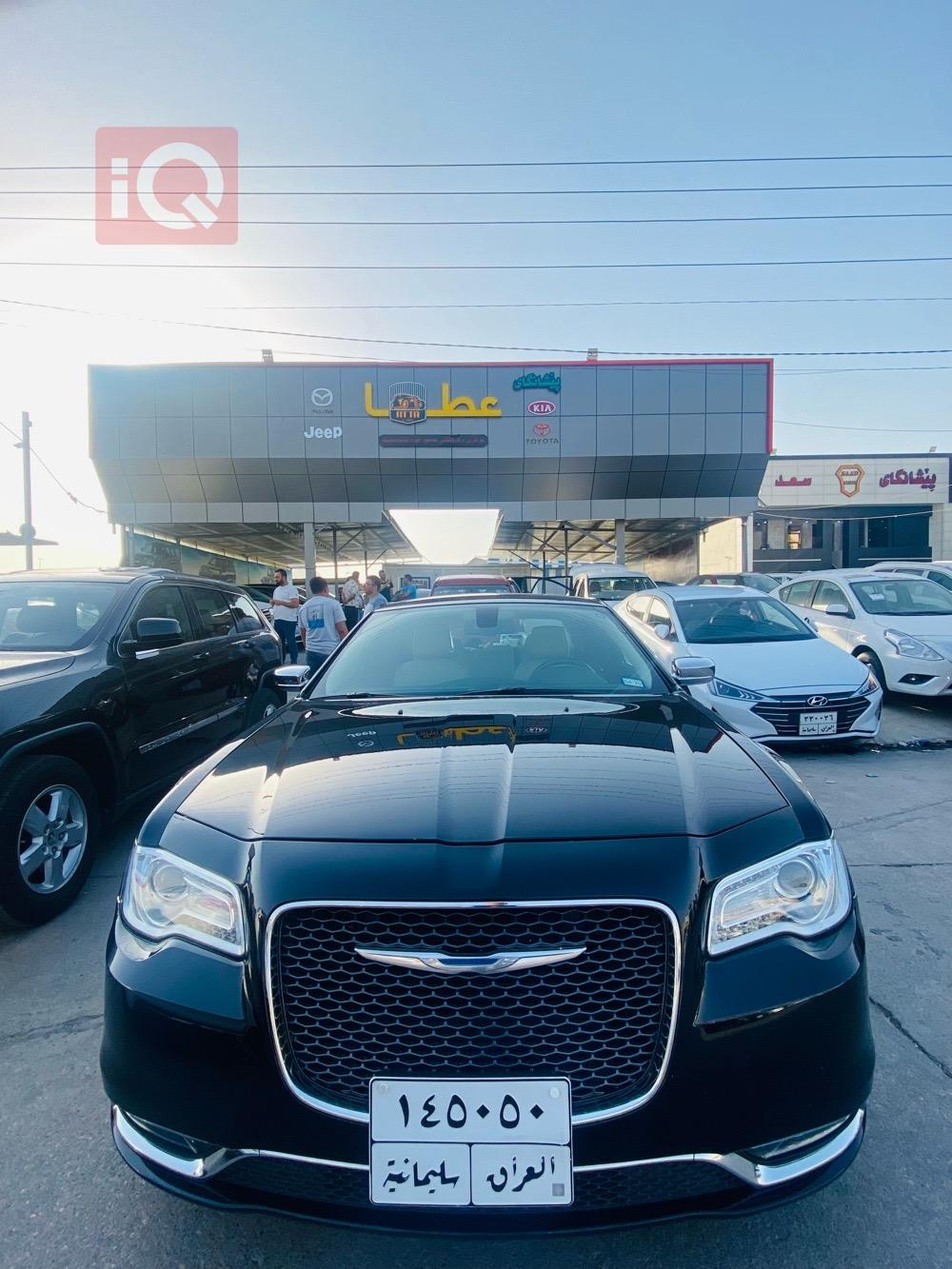 كرايسلر 300
